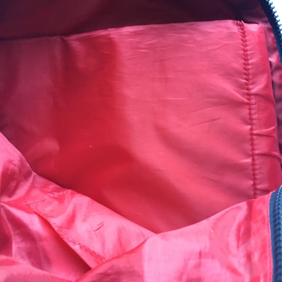 backpack - Picture 2 of 4